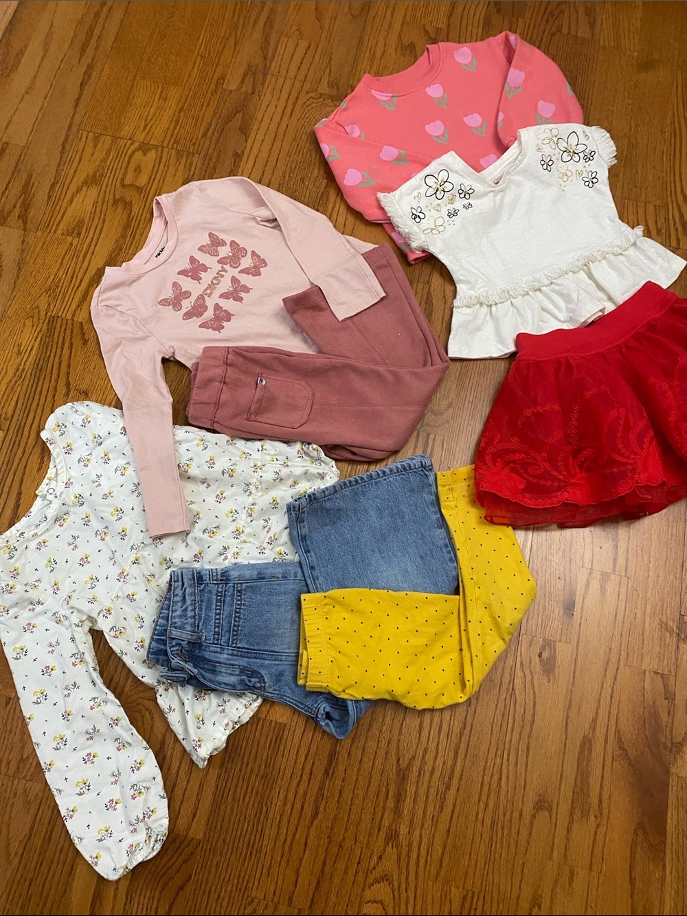 H&M, DKNY, Carters 8 Pcs Bundle Girl Clothing 4T-5T